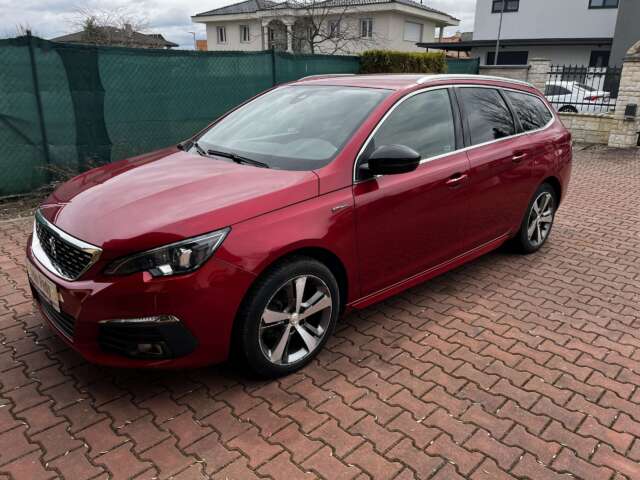 Přečtete si více ze článku Auto #6001