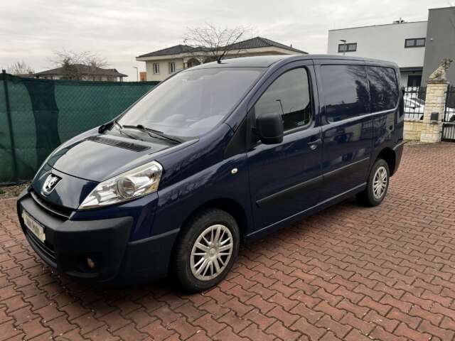 Přečtete si více ze článku Auto #6015